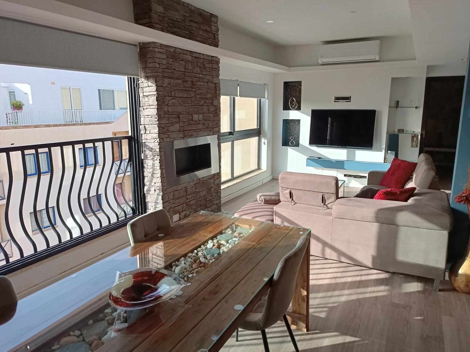 Little Wood Apartment *